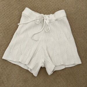 Lush White Shorts (size M)